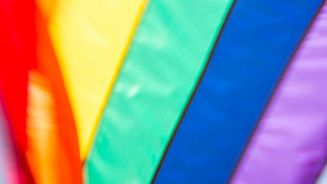 Rainbow flag | vistavision | CC BY-NC-ND 2.0
