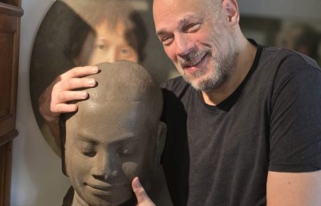 "מצחיק אותי שאנשים בטוחים שהם יודעים מי זה יריב אגוזי"